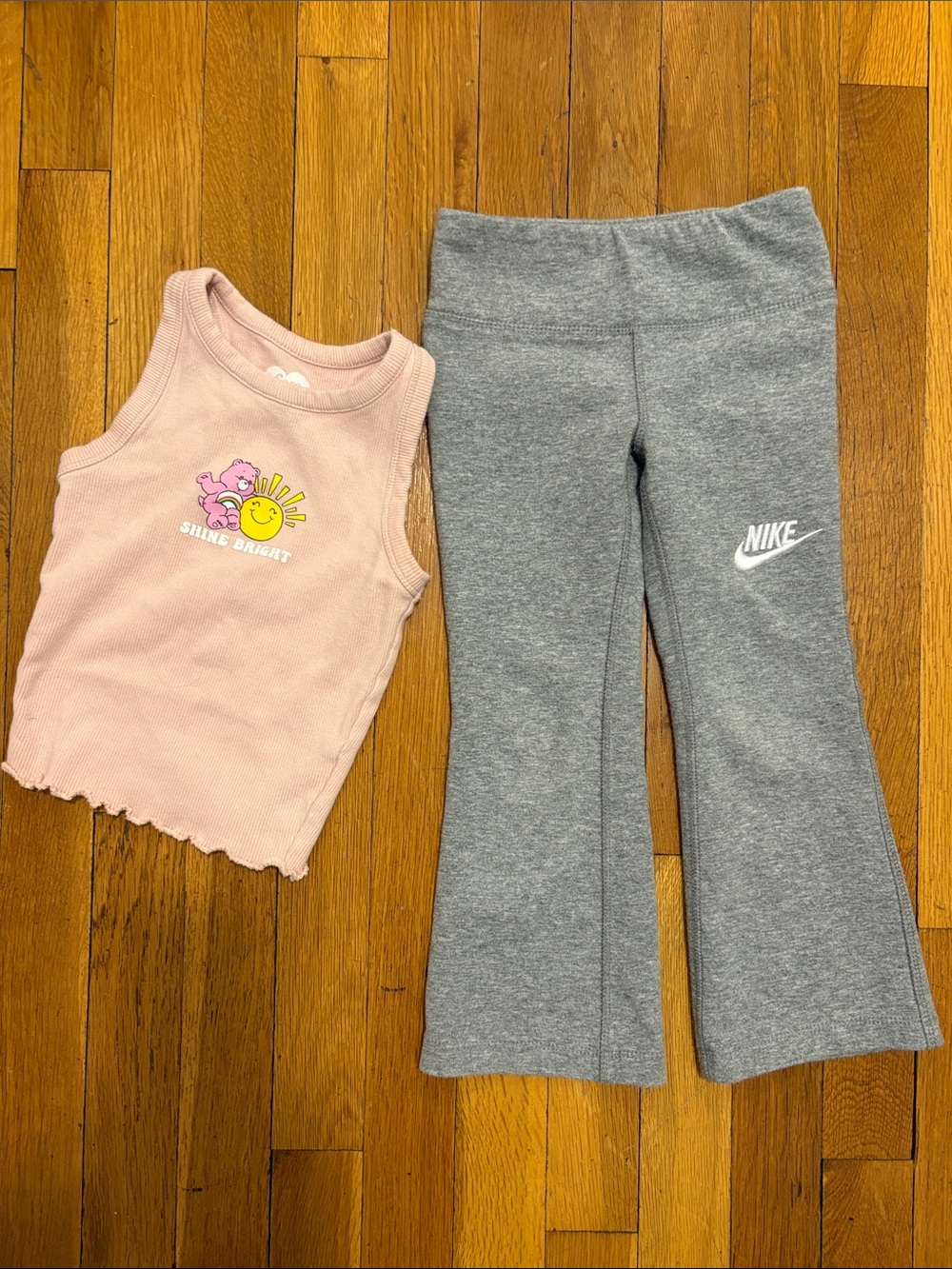 Nike Sweatpants and top, 4t girl